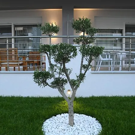 Faidra Apartments Néa Péramos Exterior foto